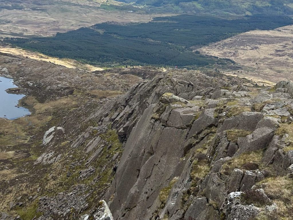 daear ddu ridge route