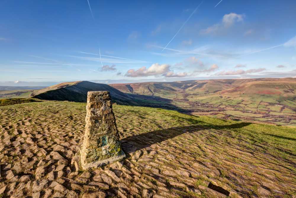 mam tor breast named hills and mountains