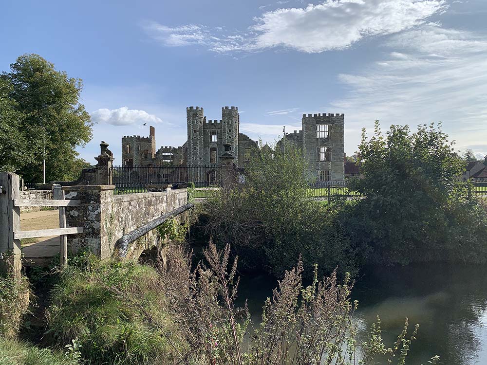 one mile walks - cowdray castle midhurst