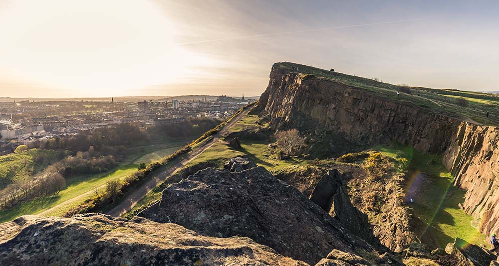 Ausblick vom Arthurs Seat auf Edinburgh