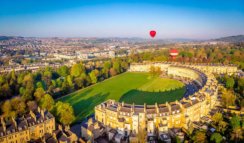 View of Royal crescent house in Bath, England