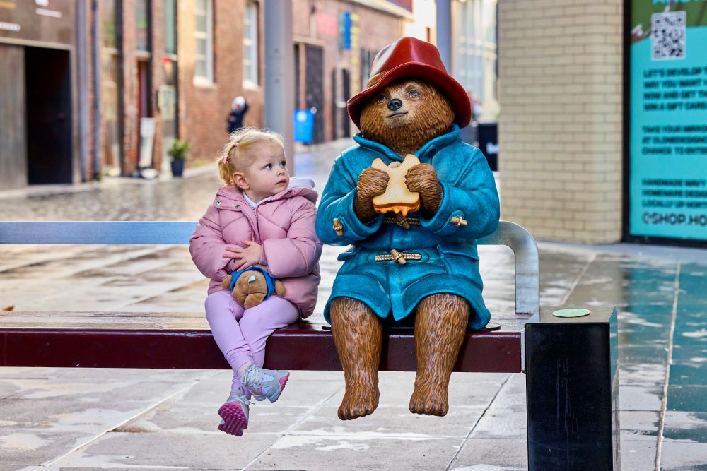 where to find paddington statues