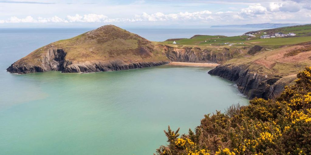 Mwnt Beach