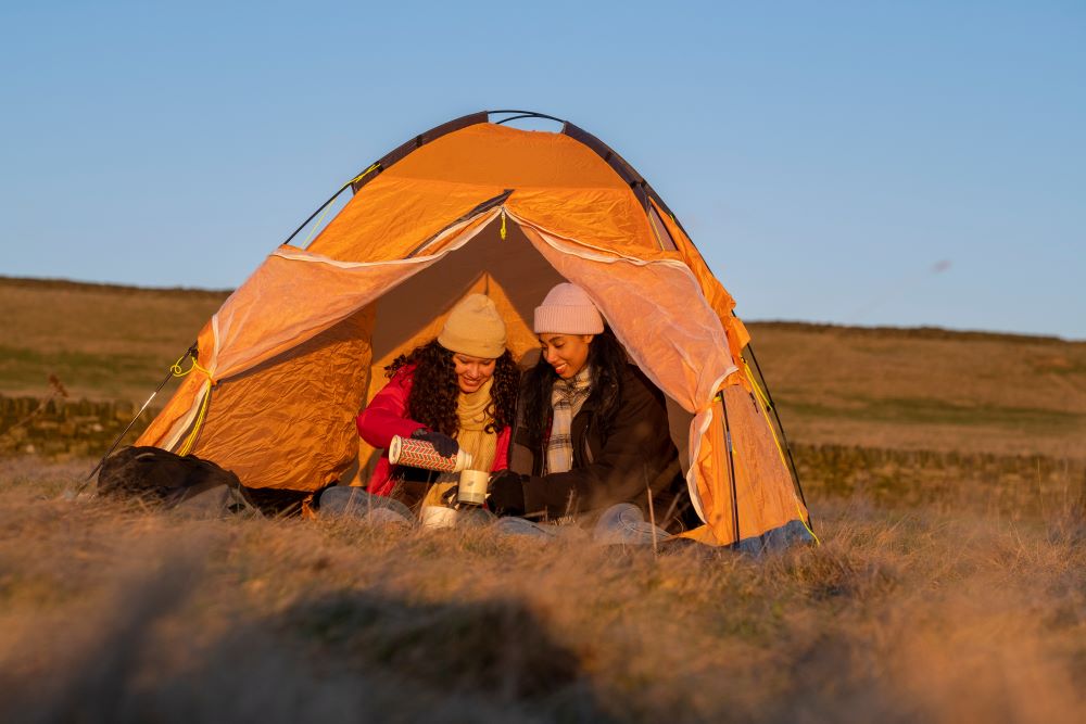 wild camping couple gps guide