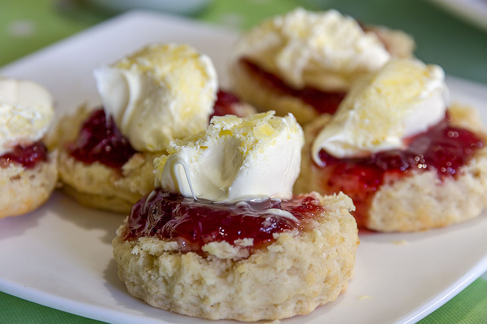Scones with jam and clotted cream