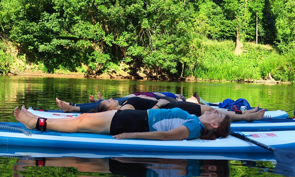 SUP yoga - sup for beginners