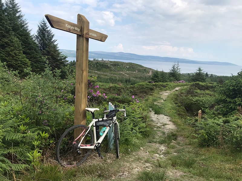 Bike by Kintyre Way signpost