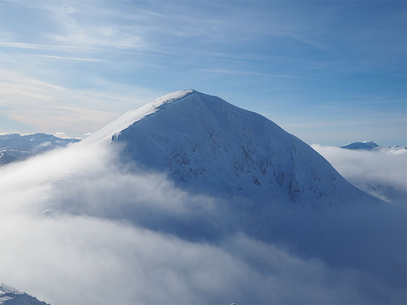 The shapely peak of Stob Coire Easain